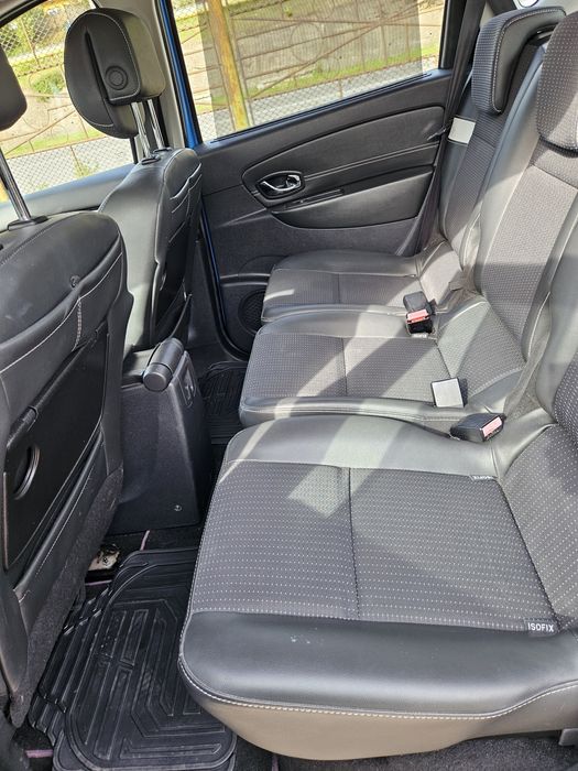 Renault Scenic 2012