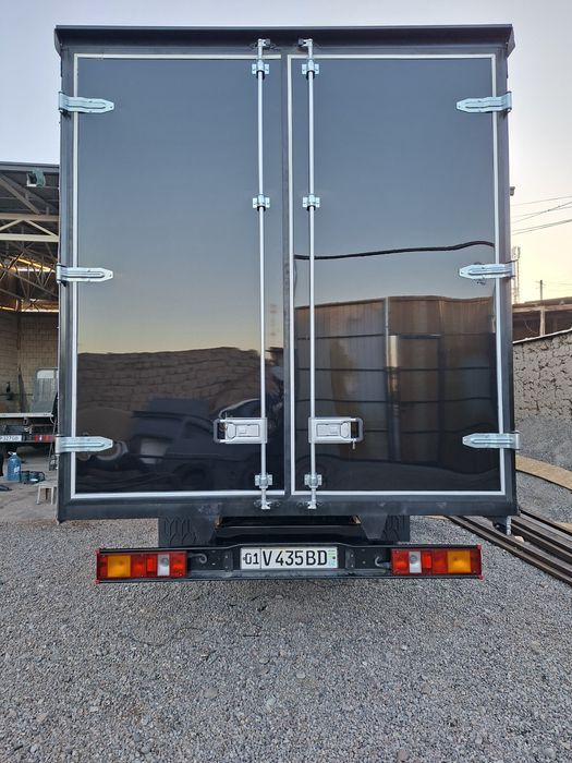 Zavo'd gazel biznes 5,20li  2018yil 17400$ ga sotiladi biznes tarpetka
