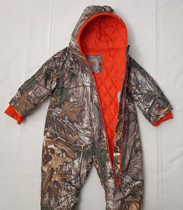 Carhartt Snowsuit Camouflage оригинален космонавт 18 месеца
