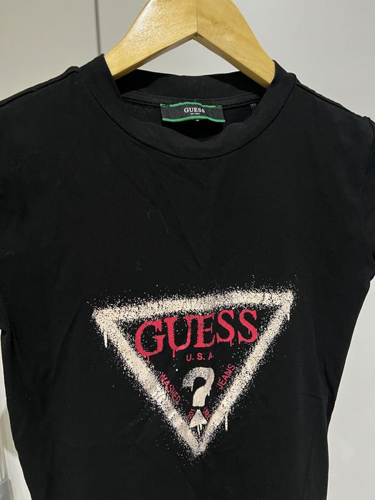 Черна тениска Guess