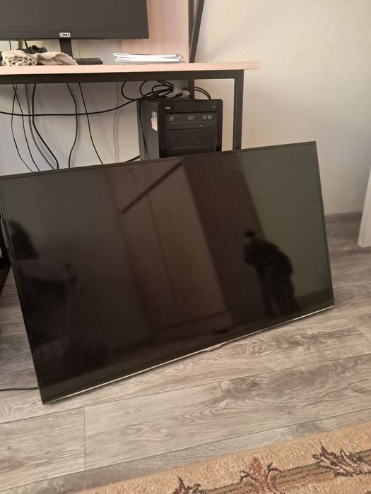 Телевизор Samsung Smart TV