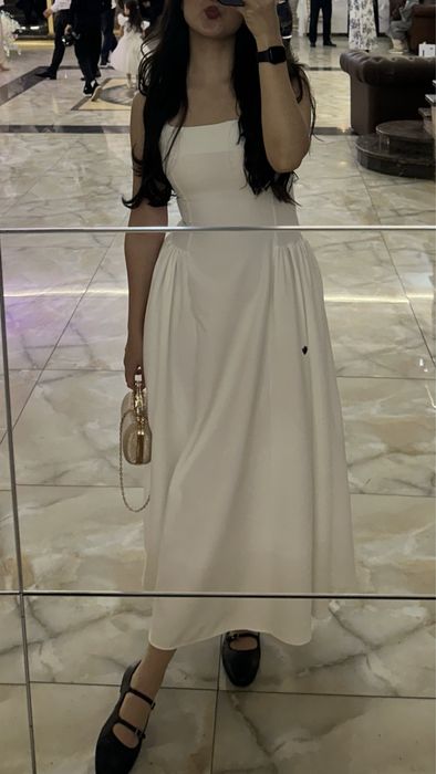 Продам белое платье