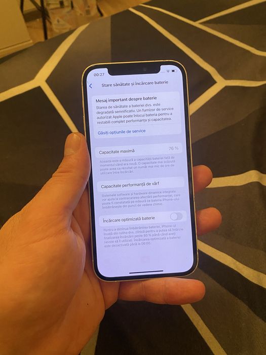 Vand iphone 12 liber de retea
