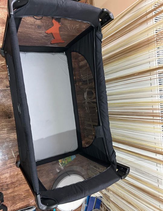 Pătuț pliabil Joie