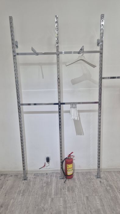 Торговое оборудование, вешалки, экономика панели, рельсы, крючки