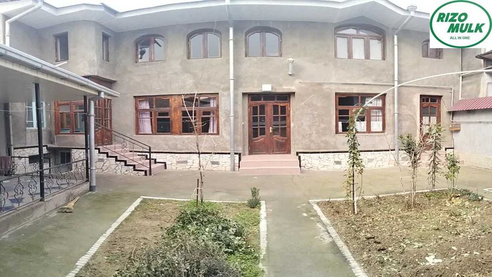 Учтепа тумани Бирлик мавзесида ховли сотилади. NR494/19