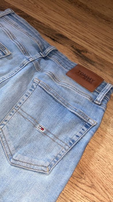 Blugi Tommy Jeans Noi