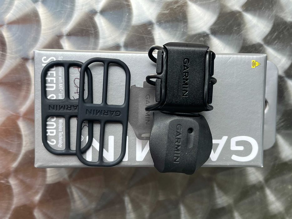 Garmin Cadence + Garmin Speed Sensors