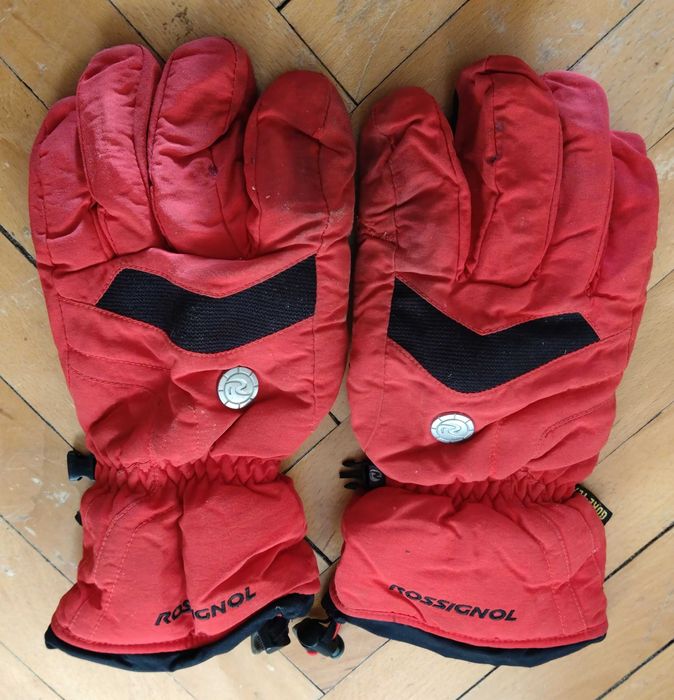 Ски яке и панталон "Atomic", ръкавици"Reush"/"Rosignol", очила, щеки