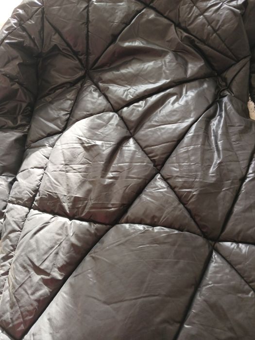 Продаю пуховик за 3000