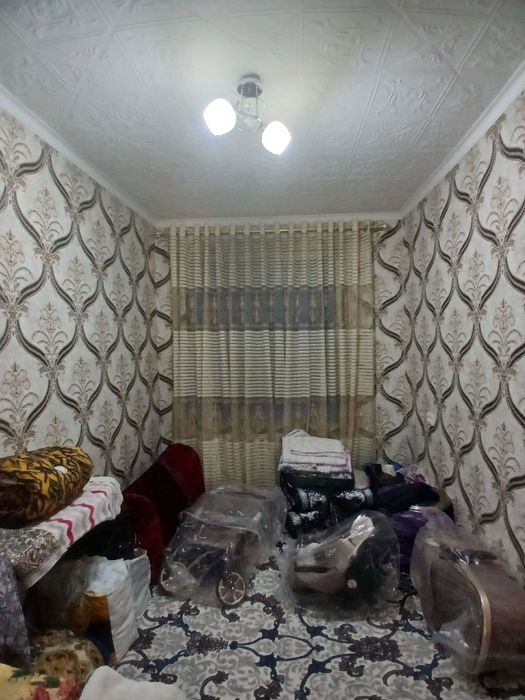 3 xonali kv sotiladi uy uzimizniki shaxar hokimligi oldidan