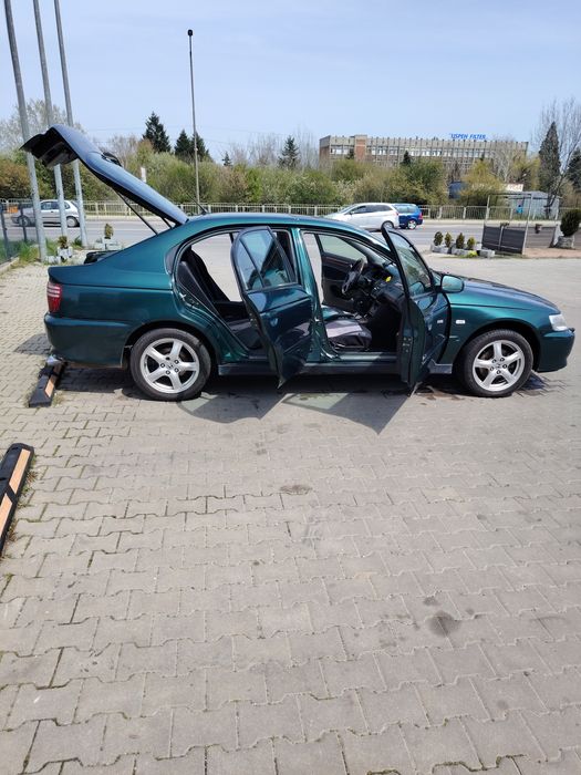 Хонда Акорд 6 2002 2.3 V- tec няма Газ