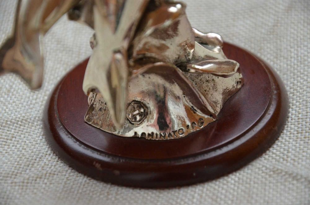 Statueta delfini placata cu argint marcaje / Sculptura delfini marcat