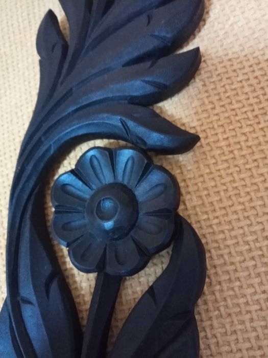Дърворезба, цвете, черно