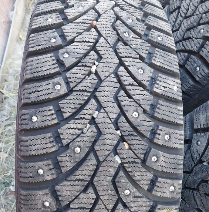 4 шины Formula 215 65 R16.