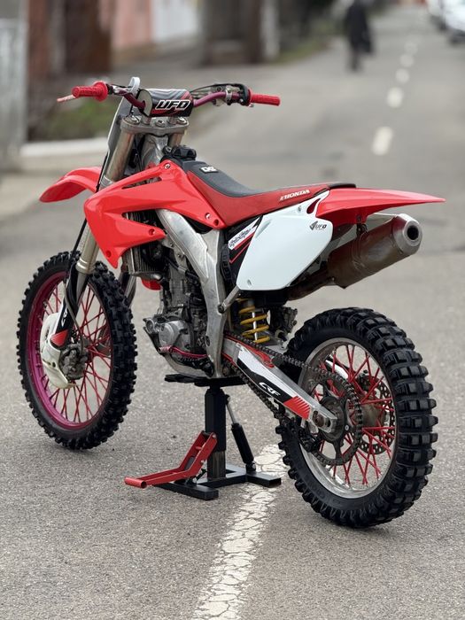 Vând Honda CRF 450R/Stare bună/1999€neg!