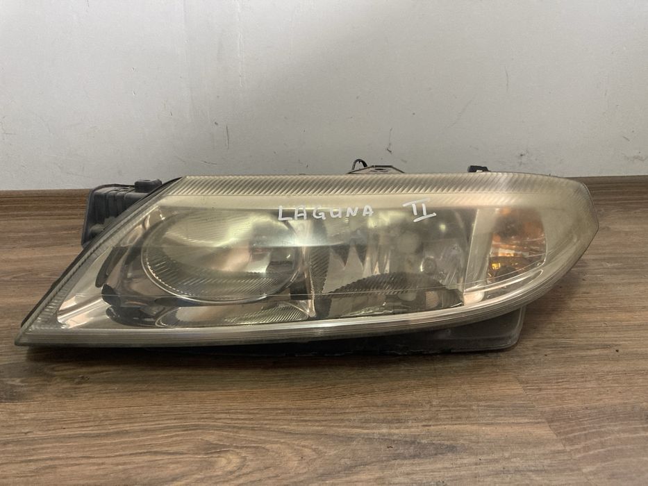 Ляв фар за Renault Laguna / Рено Лагуна 2004г