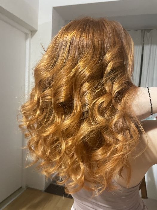 Hairstylist Profesionist la Tine Acasa-Tuns ,Vopsit ,Suvite Balayage