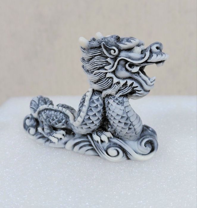 Шары. Яйца. Пирамиды. Маятники. из натуральных камней.