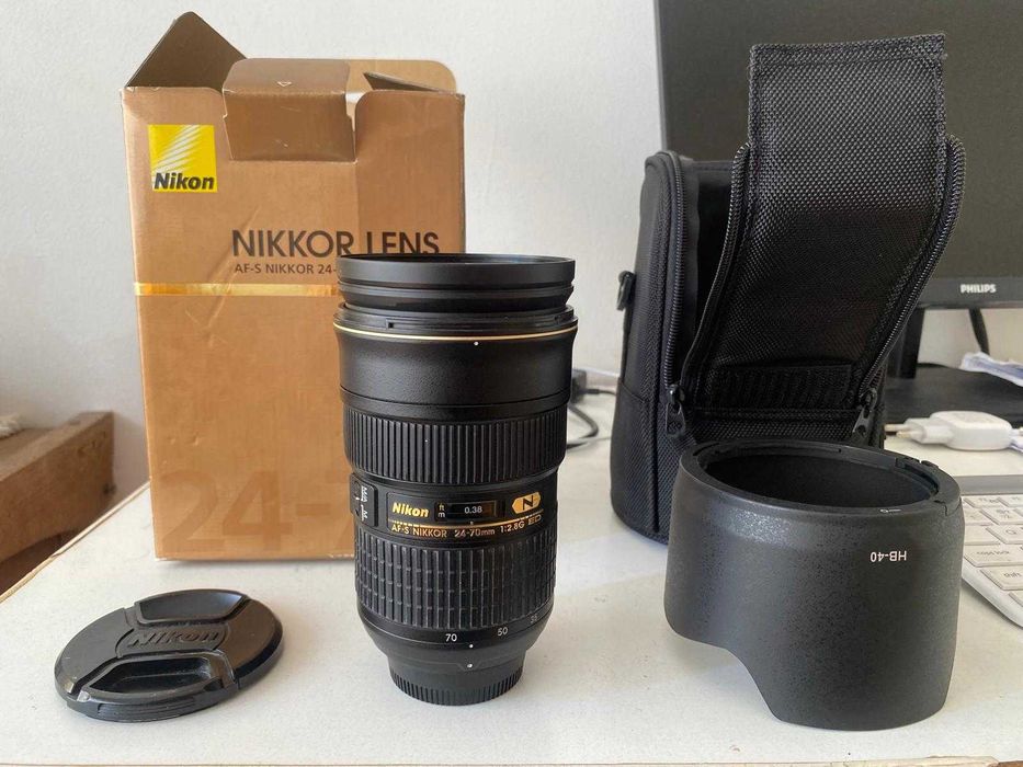 обектив AF-S Nikkor 24-70mm f/2.8 G ED