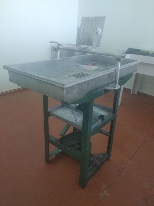 Ок канд опарати сотилади