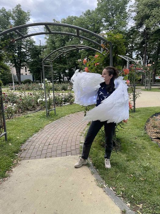 Крила за танци, шоу програми и фотосесии