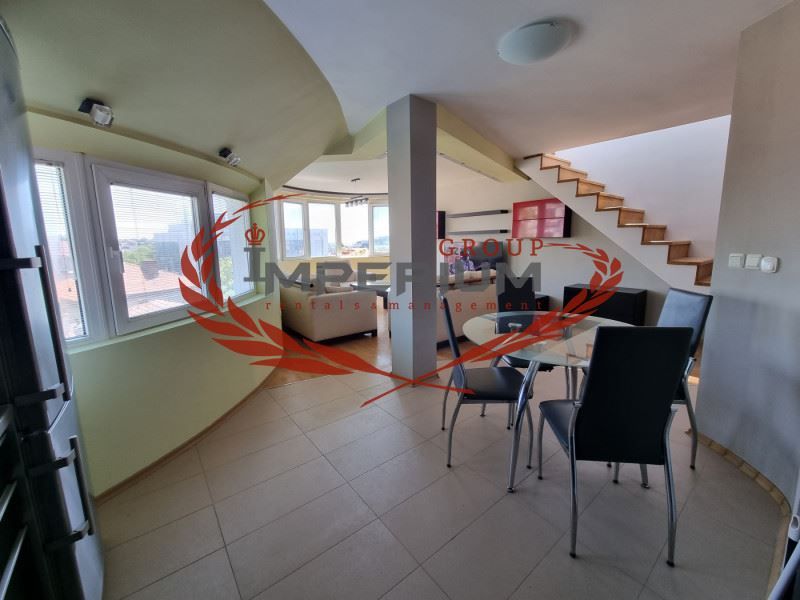 Дава се под наем Тристаен апартамент в Варна, Гръцка махала - 130 кв.м за 850 € - Снимка #2