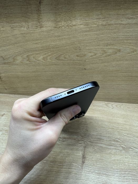 iPhone 16 PRO MAX 512Gb Black titaniun