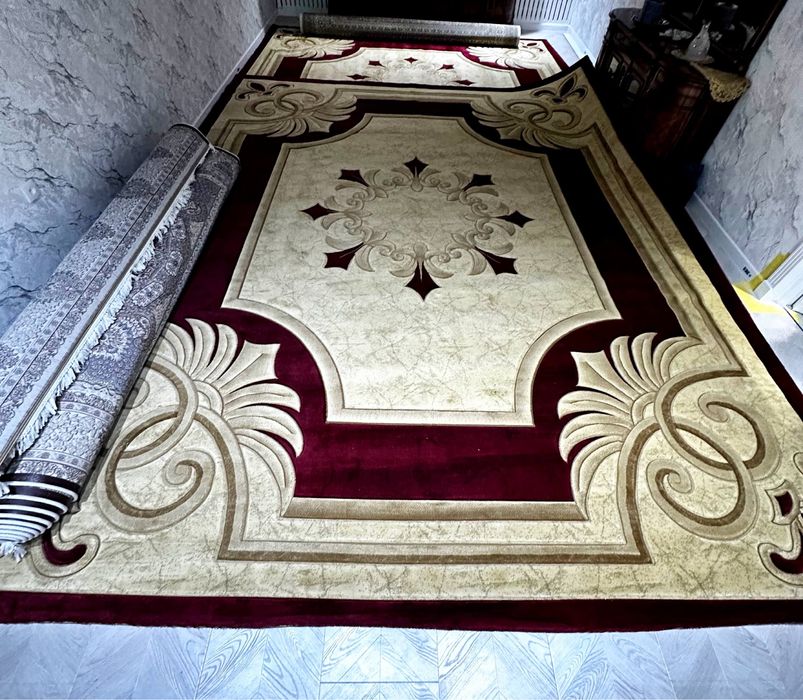 Гилам сотилади 4,5 3,5