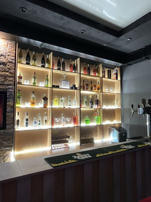 Сдается помещение ( караоке - бар)