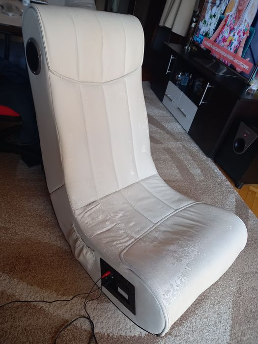 Люлеещ музикален стол