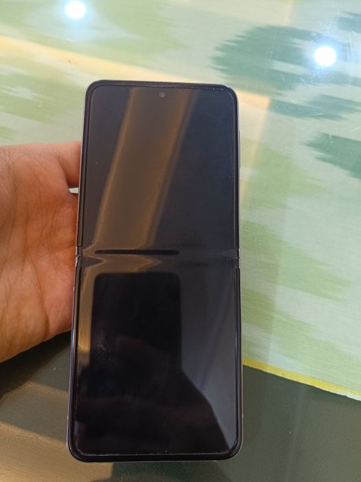 Galaxy z flip 3 5G