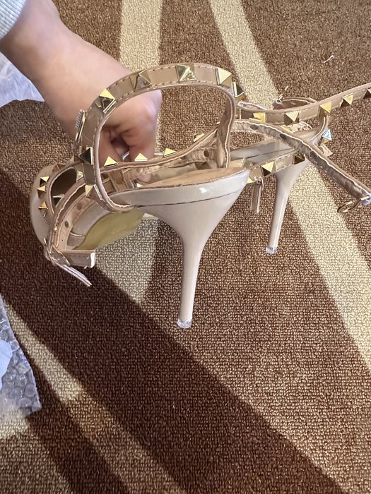 Дамски високи обувки