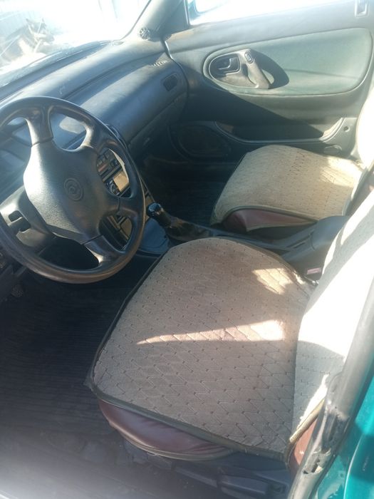 Мазда 626 хэчбек