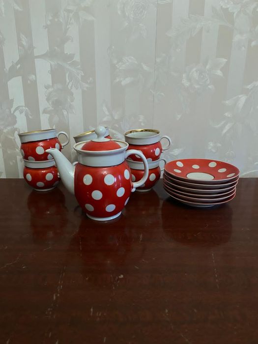 Продаётся чайный сервиз