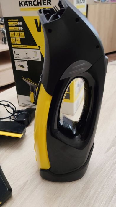 Продам стеклоочиститель Karcher