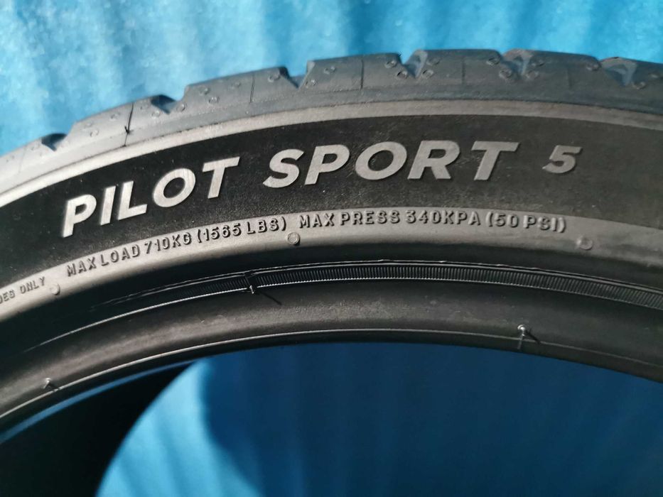255/35 ZR19 - michelin 2 bucati