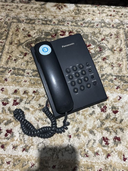 Продам два домашних телефона