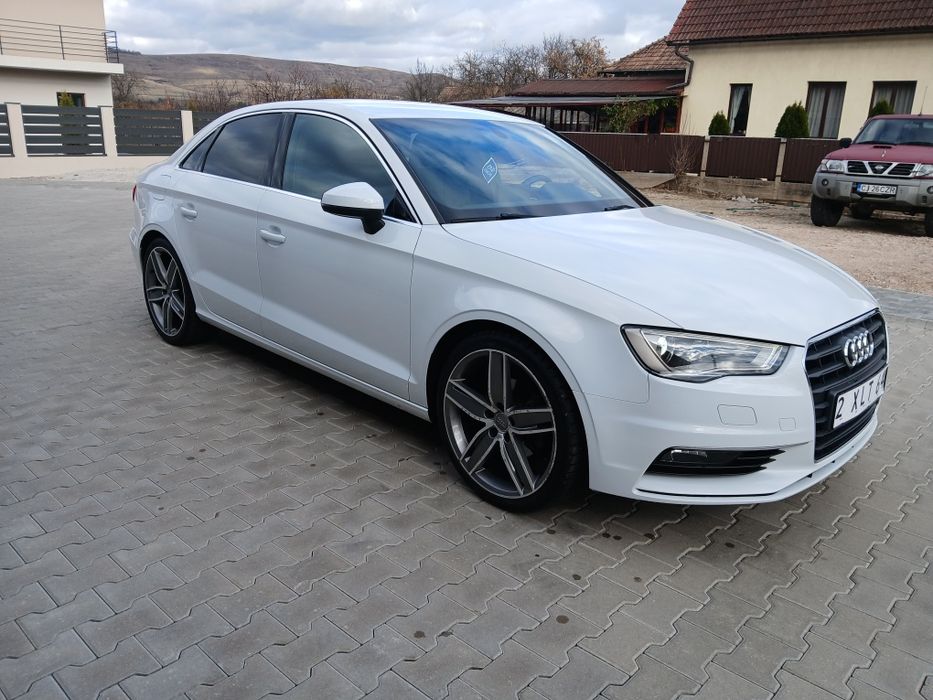 Vând Audi A3 sedan automat
