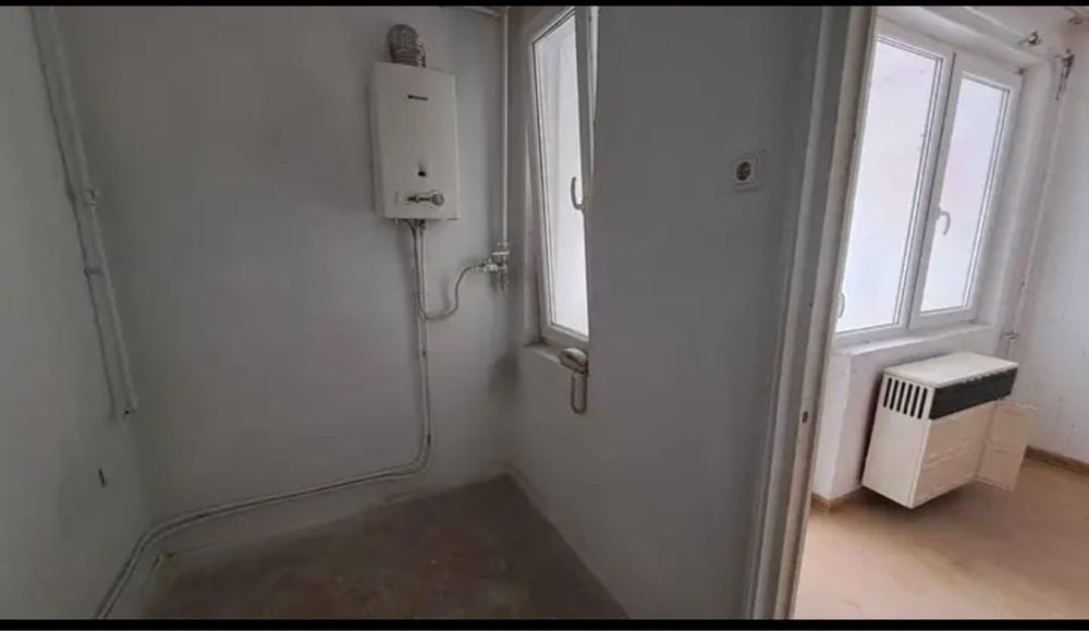 Garsonieră 30 mp – Zona Luminișului, etaj 2