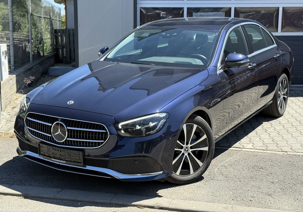 Mercedes-Benz E 300 de 2022 Plug-In-Hybrid Burmester Camere 360 ACC