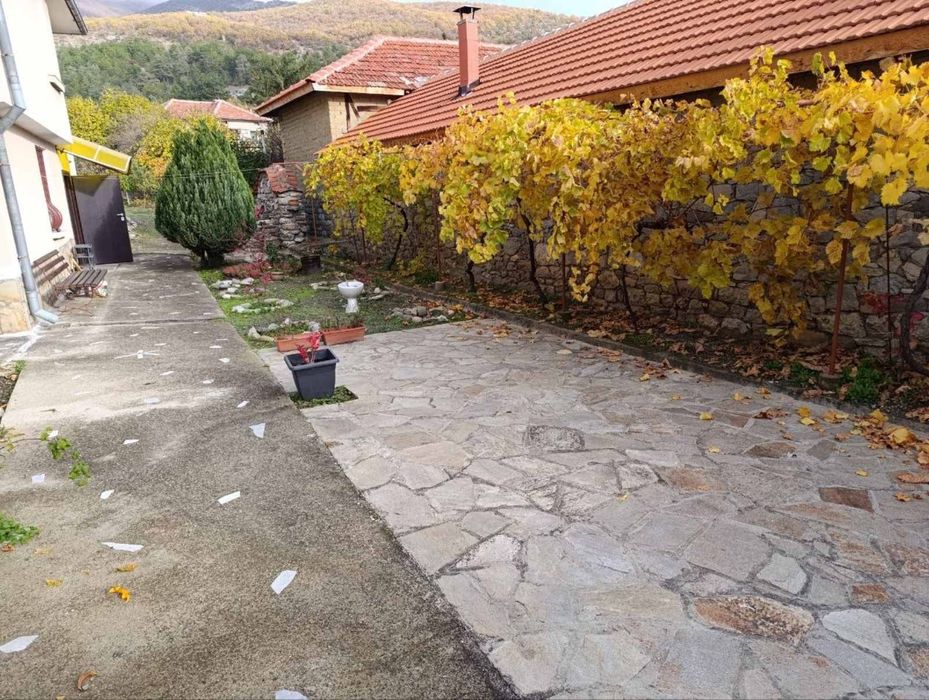 Къща в с. Ясеново