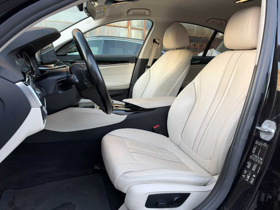BMW 530i Xdrive avariat
