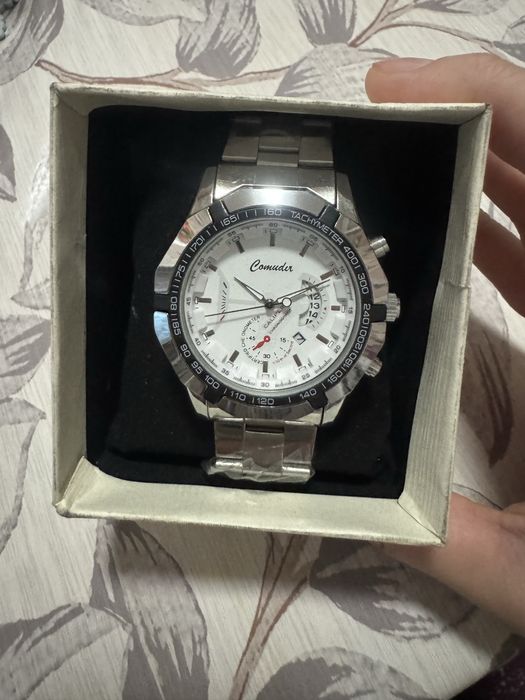 Продам наручные часы