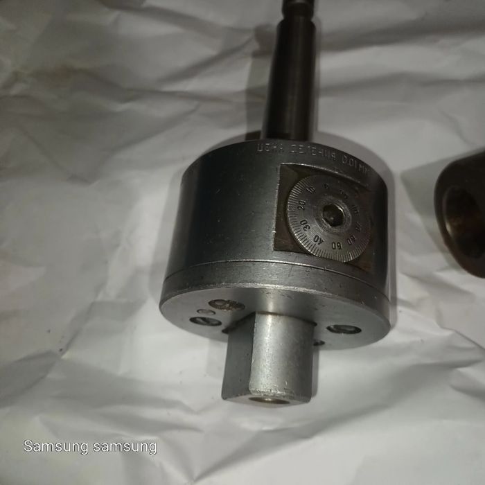 Cap cu excentric ISO 50,truse alezaj.