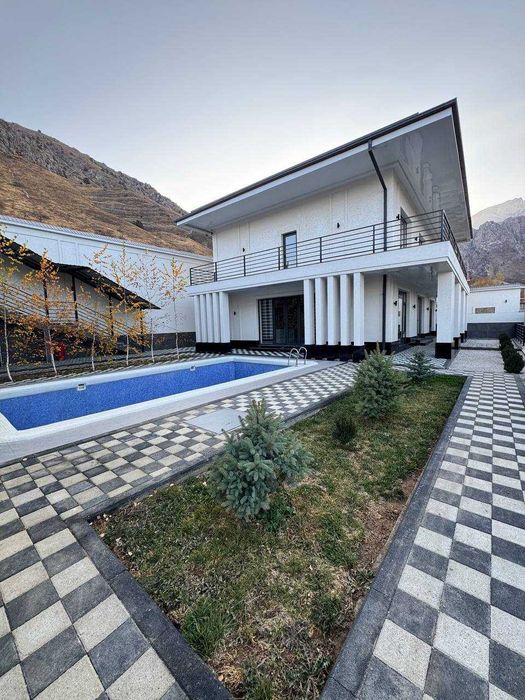 Продается новая ЕВРО дача с красивым и панорамным видом на горы!