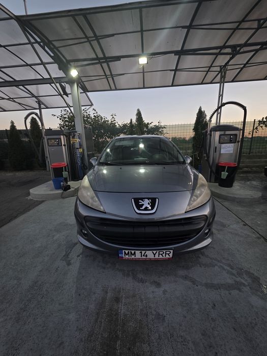 Peugeot 207 benzina+GPL