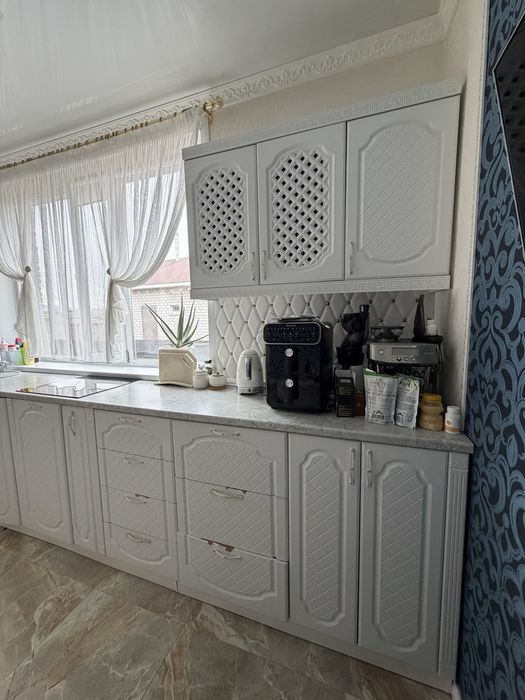 Продам кухонный гарнитур.