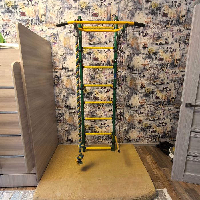 Продам шведскую стенку