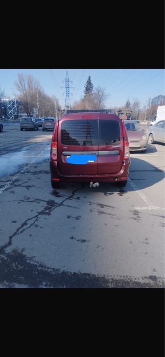 Lada largus  1. 6 reno mator